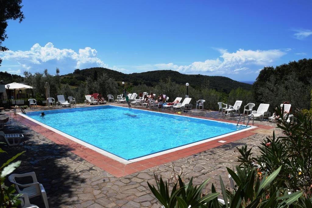 Divacamp Glamping Resort Campiglia Marittima Bagian luar foto